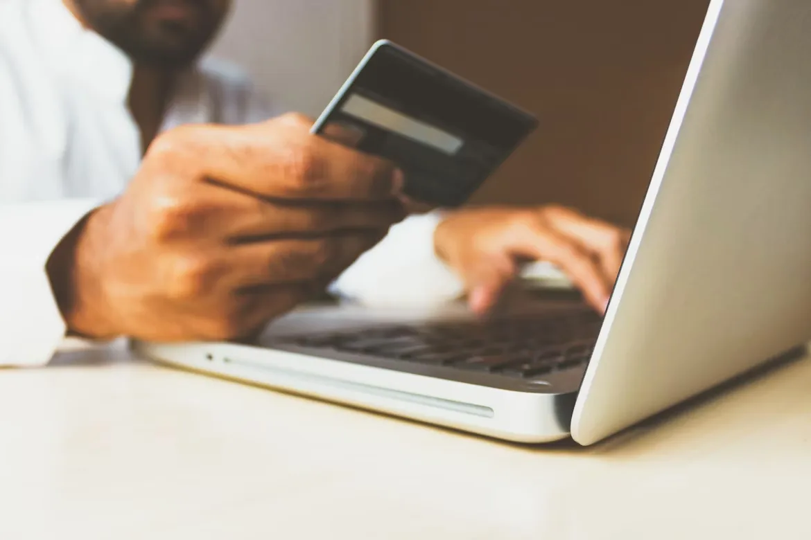 why-modern-e-commerce-platforms-need-smarter-fraud-prevention-strategies why-modern-e-commerce-platforms-need-smarter-fraud-prevention-strategies